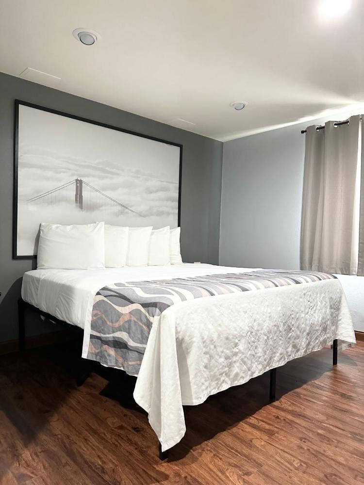King Room interior